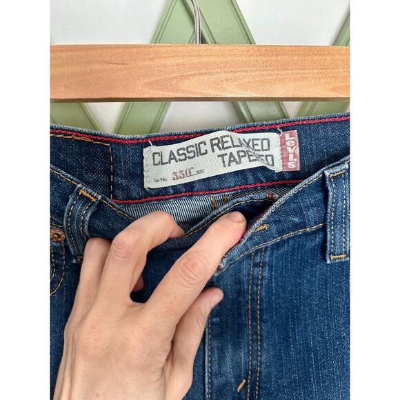 Vintage Levi's Classic Relaxed Tapered High Rise Jeans Size 4 - Picture 3 of 7